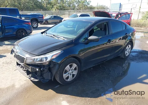2017 Kia Forte Lx z USA, uszkodzony, nr VIN 3KPFK4A7XHE010089